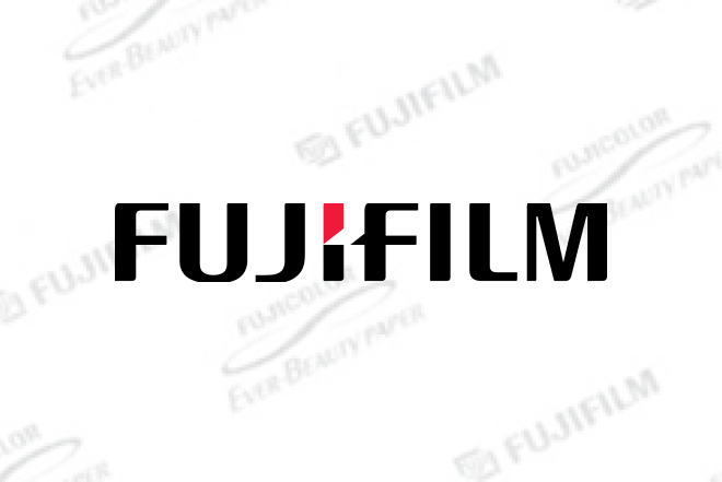 FUJIFILM製を使用